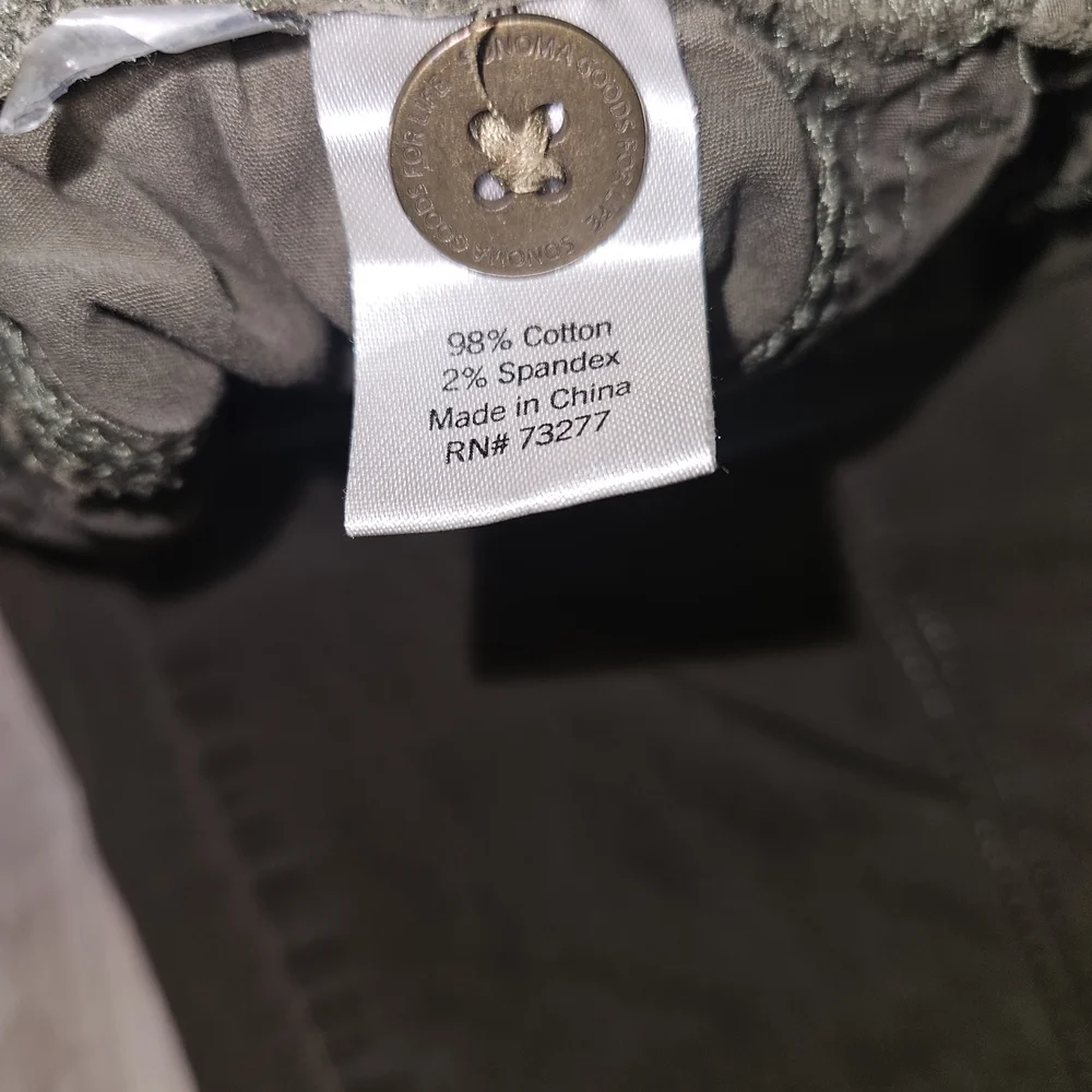 Sonoma Goods For Life Women’s Cargo Pants Size 12 Olive Green Utility Comfort - Picture 7 of 10